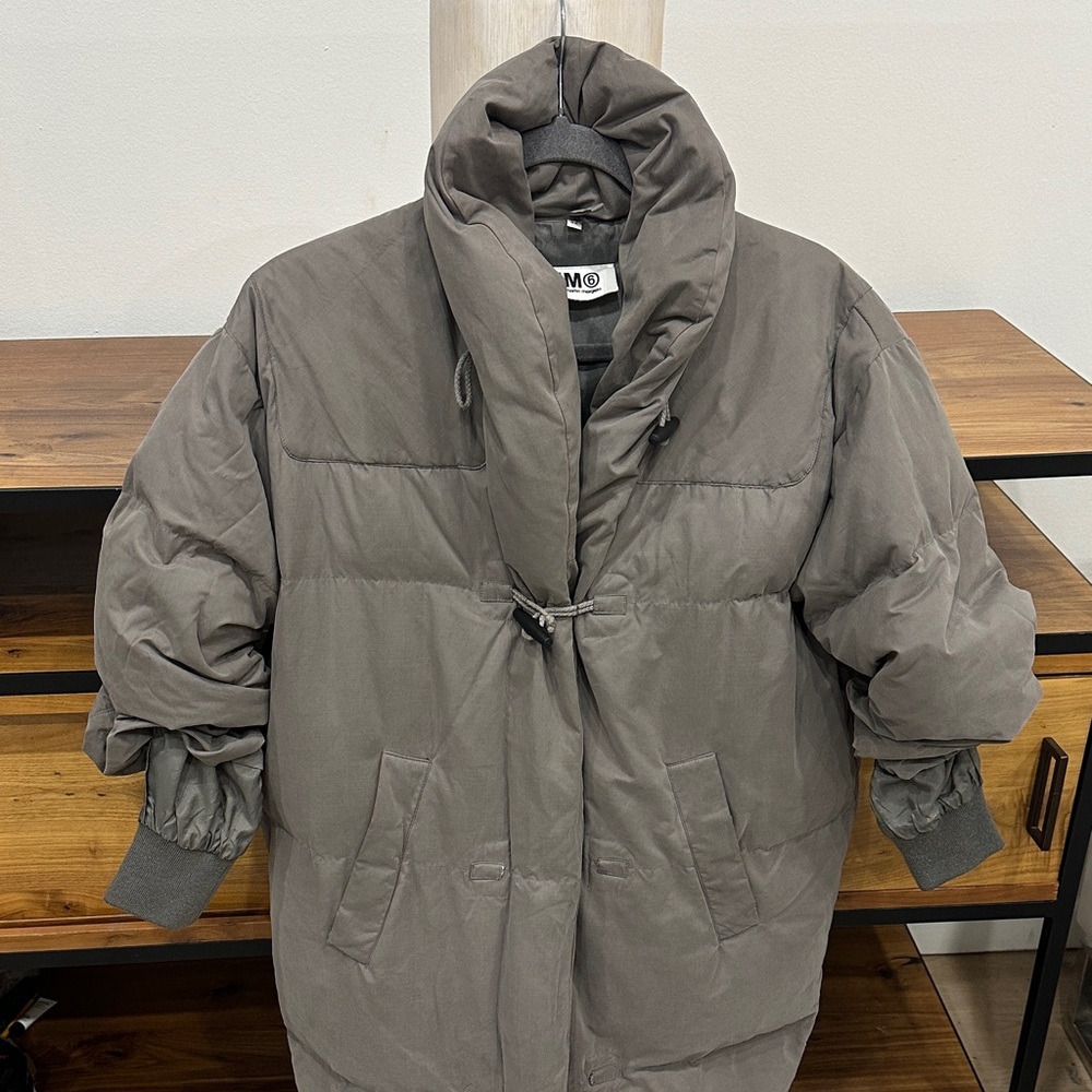MAISON MARGIELA MM6 PUFFER COAT 🤍 OVERSIZED